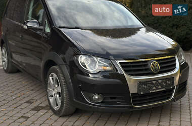 Мінівен Volkswagen Cross Touran 2008 в Городку