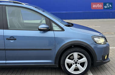 Мінівен Volkswagen Cross Touran 2011 в Дубні