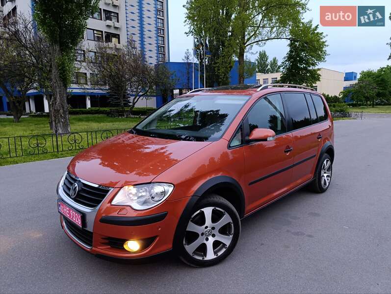 Volkswagen Cross Touran 2008