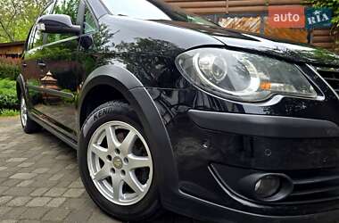 Мінівен Volkswagen Cross Touran 2008 в 