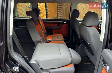 Мінівен Volkswagen Cross Touran 2008 в 