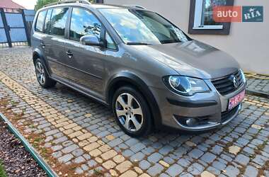 Минивэн Volkswagen Cross Touran 2010 в Макарове