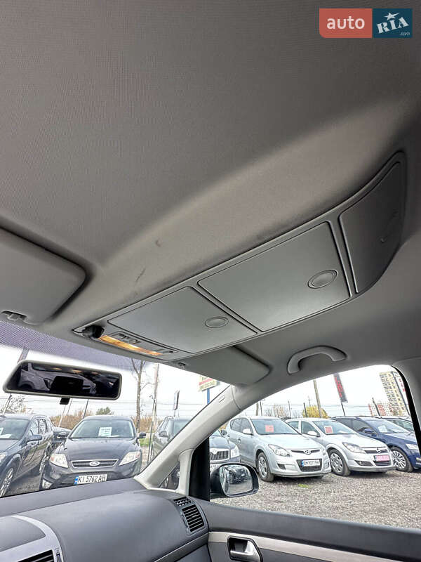 Мінівен Volkswagen Cross Touran 2009 в Білогородці