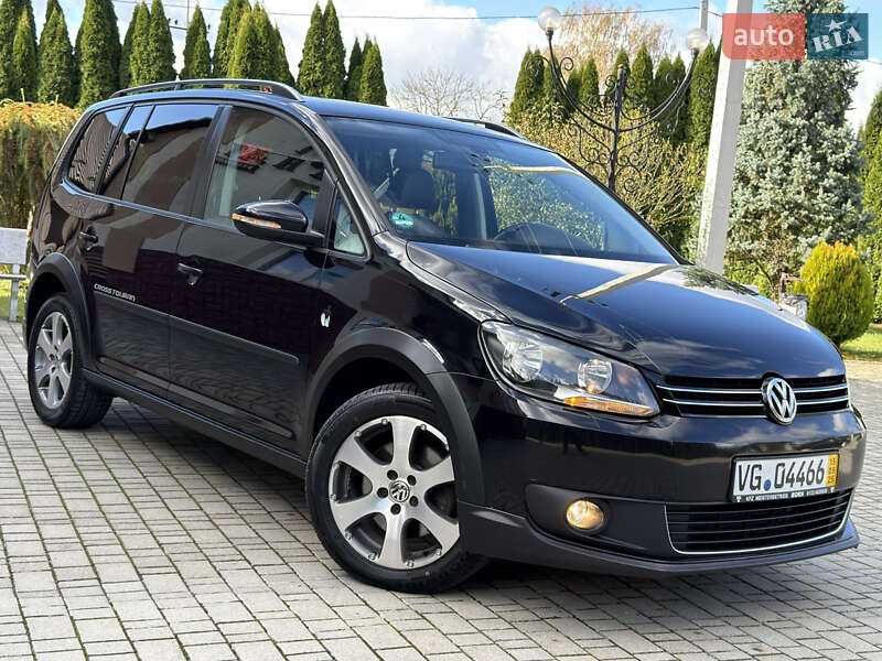 Мінівен Volkswagen Cross Touran 2011 в Самборі
