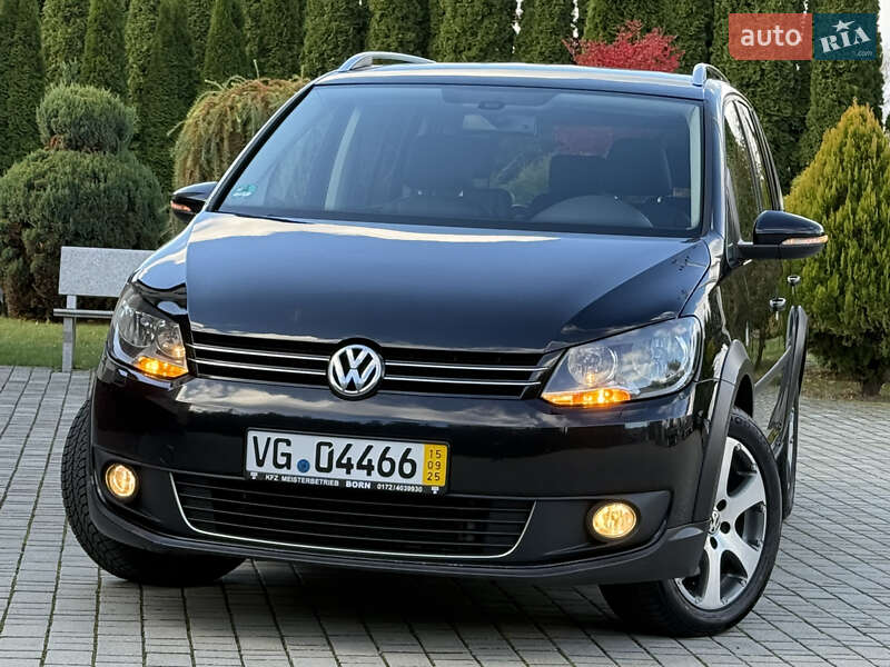 Мінівен Volkswagen Cross Touran 2011 в Самборі