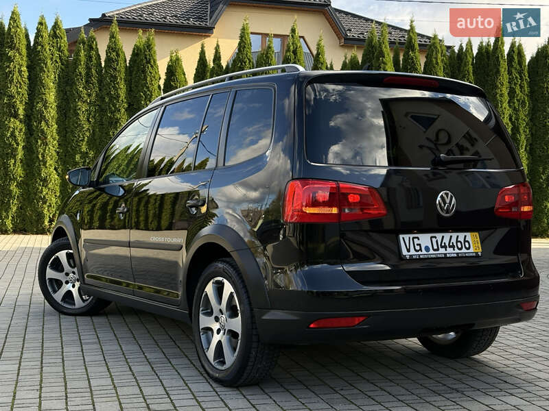 Мінівен Volkswagen Cross Touran 2011 в Самборі