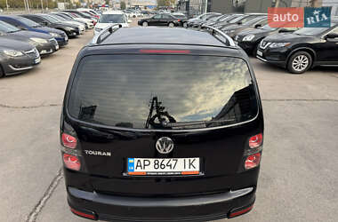 Мінівен Volkswagen Cross Touran 2007 в  фото 15 Мінівен Volkswagen Cross Touran 2007 в