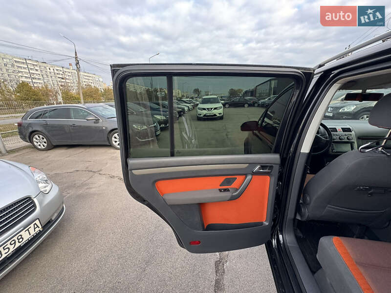 Минивэн Volkswagen Cross Touran 2007 в Запорожье фото 27 Минивэн Volkswagen Cross Touran 2007 в Запорожье