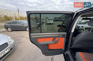 Мінівен Volkswagen Cross Touran 2007 в  фото 27 Мінівен Volkswagen Cross Touran 2007 в