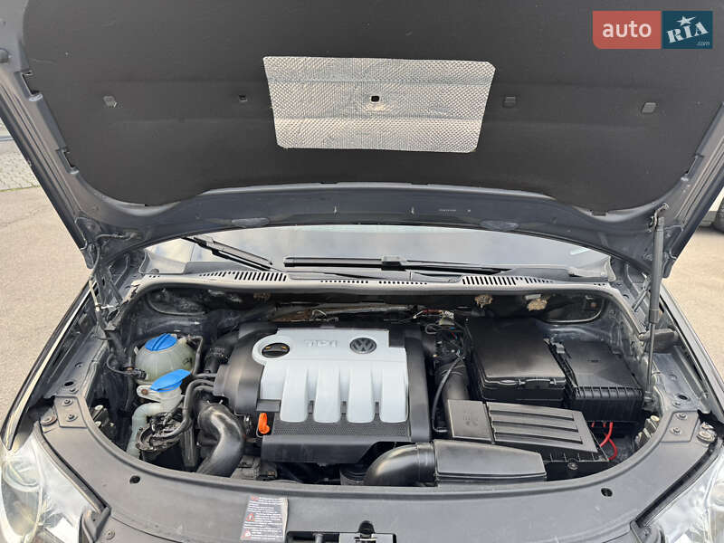 Минивэн Volkswagen Cross Touran 2007 в Запорожье фото 35 Минивэн Volkswagen Cross Touran 2007 в Запорожье