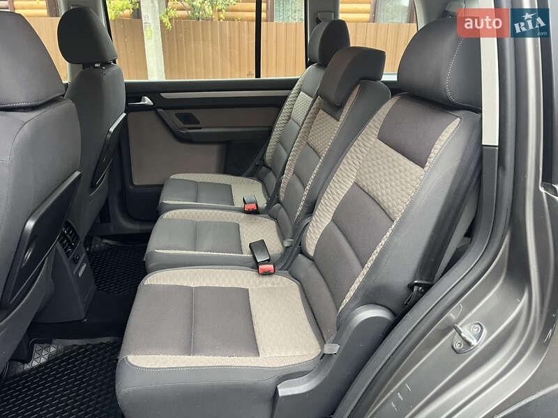 Минивэн Volkswagen Cross Touran 2008 в Ахтырке фото 45 Минивэн Volkswagen Cross Touran 2008 в Ахтырке