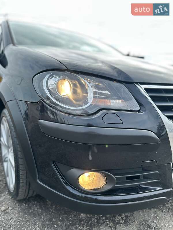 Минивэн Volkswagen Cross Touran 2009 в Белогородке фото 3 Минивэн Volkswagen Cross Touran 2009 в Белогородке