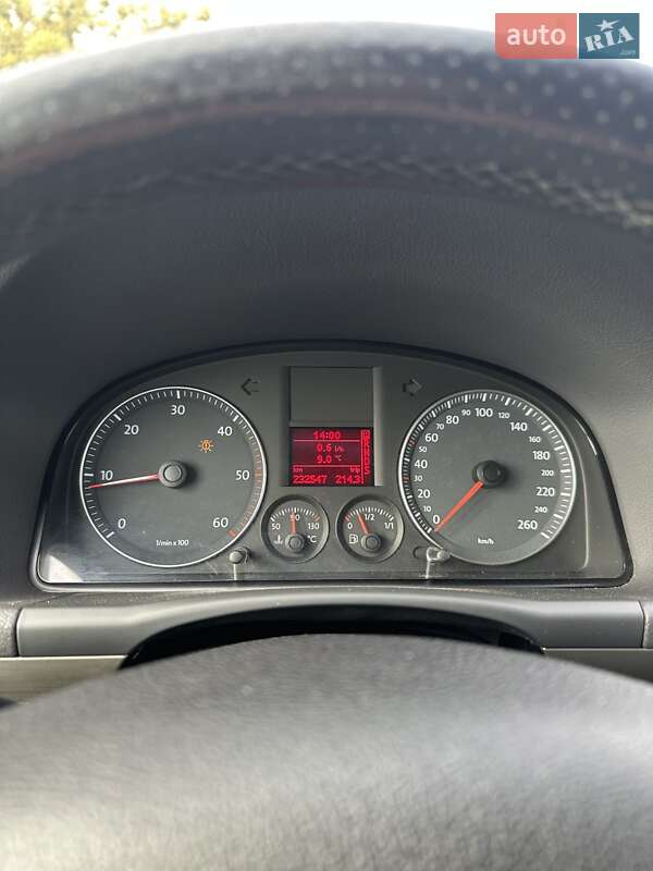 Минивэн Volkswagen Cross Touran 2009 в Белогородке фото 32 Минивэн Volkswagen Cross Touran 2009 в Белогородке