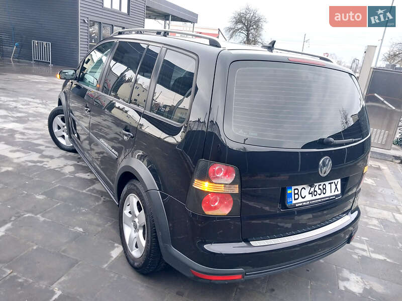 Минивэн Volkswagen Cross Touran 2008 в Самборе