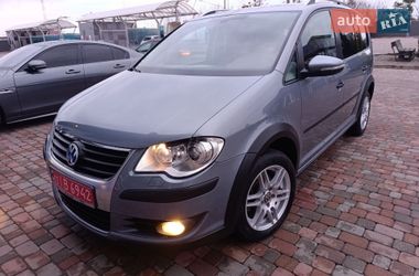 Минивэн Volkswagen Cross Touran 2010 в Сарнах