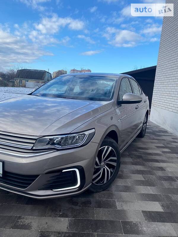 Седан Volkswagen e-Bora 2019 в Борисполе