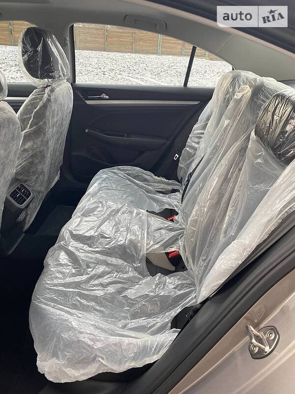 Седан Volkswagen e-Bora 2019 в Борисполе