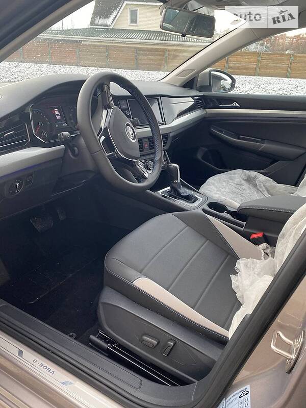 Седан Volkswagen e-Bora 2019 в Борисполе