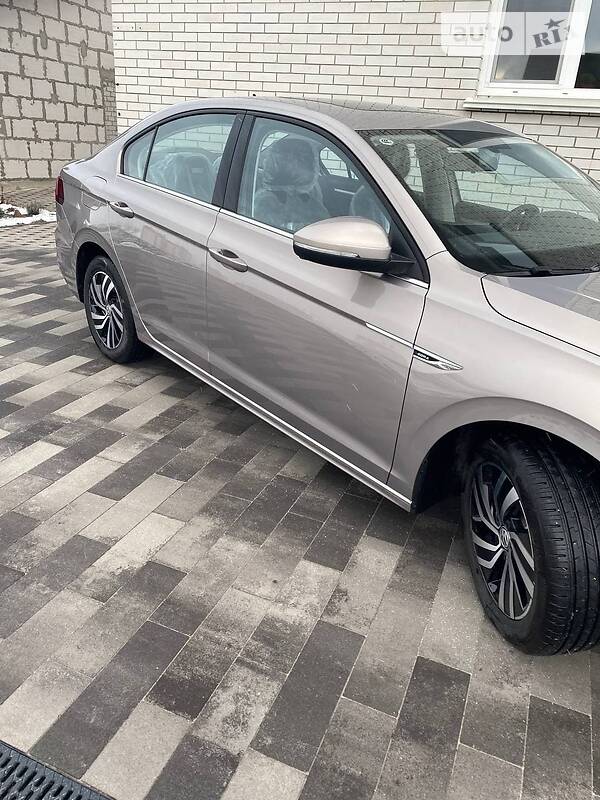 Седан Volkswagen e-Bora 2019 в Борисполе