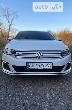 Седан Volkswagen e-Bora 2020 в Кривом Роге