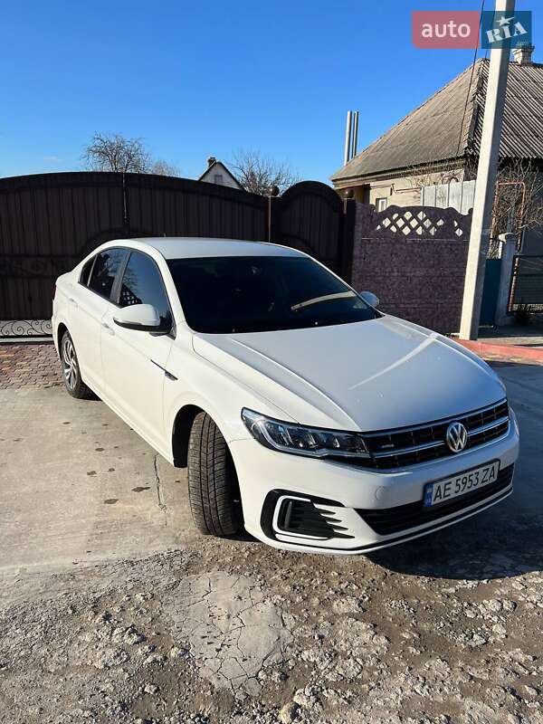 Седан Volkswagen e-Bora 2019 в Днепре