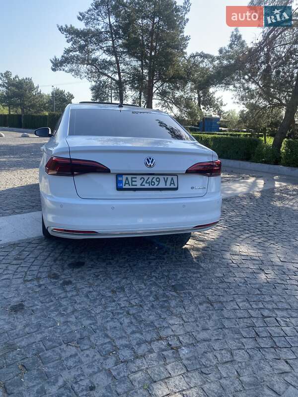 Седан Volkswagen e-Bora 2019 в Дніпрі