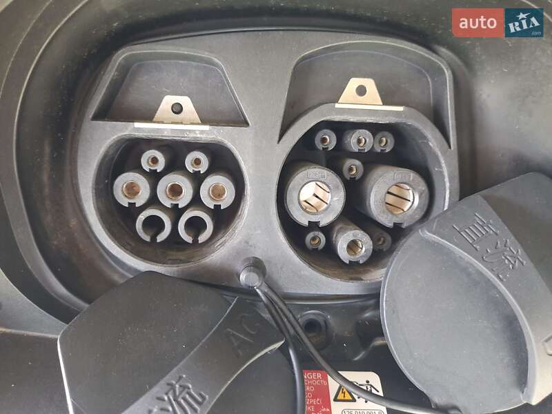 Седан Volkswagen e-Bora 2019 в Киеве фото 21 Седан Volkswagen e-Bora 2019 в Киеве