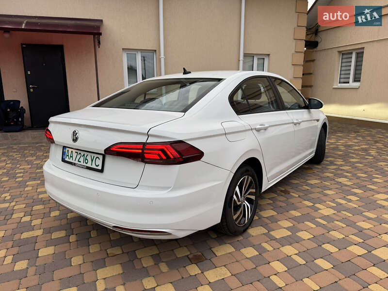 Седан Volkswagen e-Bora 2019 в Києві