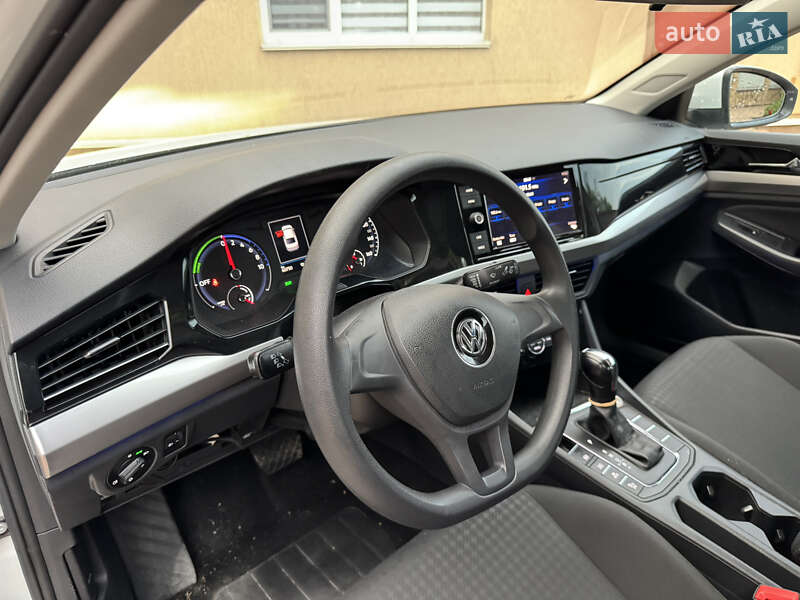 Седан Volkswagen e-Bora 2019 в Києві
