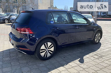 Хетчбек Volkswagen e-Golf 2019 в 