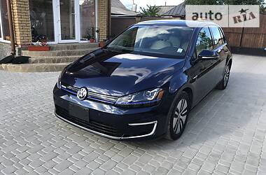 Хетчбек Volkswagen e-Golf 2015 в Сумах