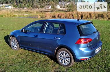 Хэтчбек Volkswagen e-Golf 2015 в Житомире