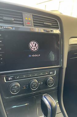 Хэтчбек Volkswagen e-Golf 2018 в Ивано-Франковске