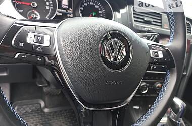 Хетчбек Volkswagen e-Golf 2018 в 