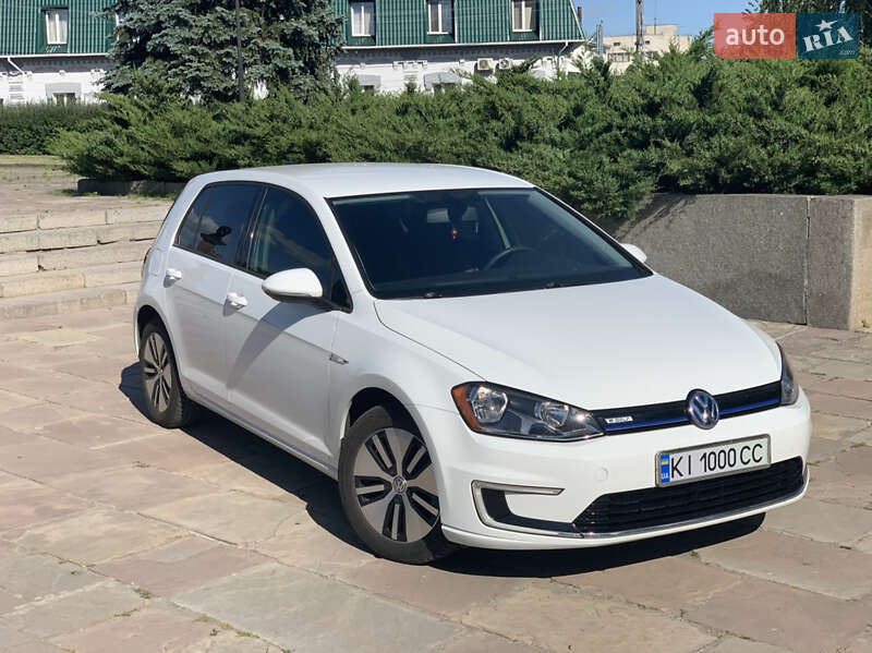 Volkswagen e-Golf 2016