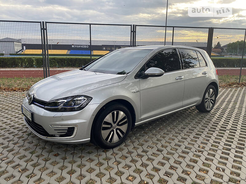 Хетчбек Volkswagen e-Golf 2019 в Мукачевому