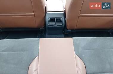 Хэтчбек Volkswagen e-Golf 2016 в Жовкве