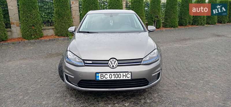Хетчбек Volkswagen e-Golf 2016 в Жовкві