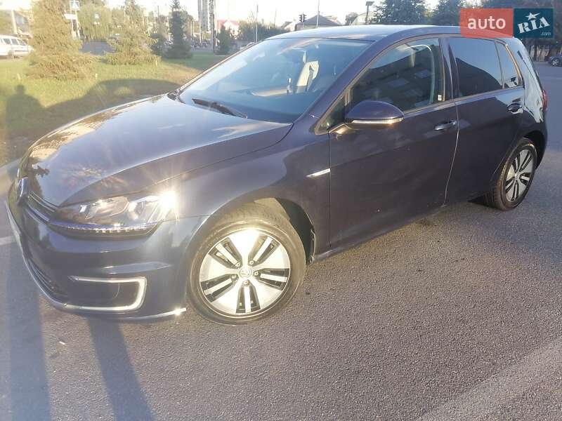 Хэтчбек Volkswagen e-Golf 2014 в Виннице