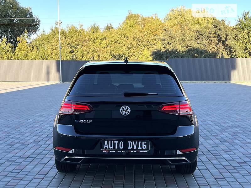 Хэтчбек Volkswagen e-Golf 2018 в Луцке