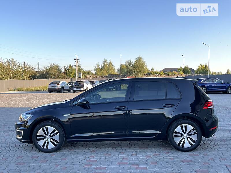 Хэтчбек Volkswagen e-Golf 2018 в Луцке
