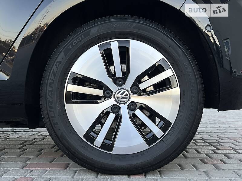 Хэтчбек Volkswagen e-Golf 2018 в Луцке
