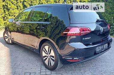 Хэтчбек Volkswagen e-Golf 2015 в Луцке