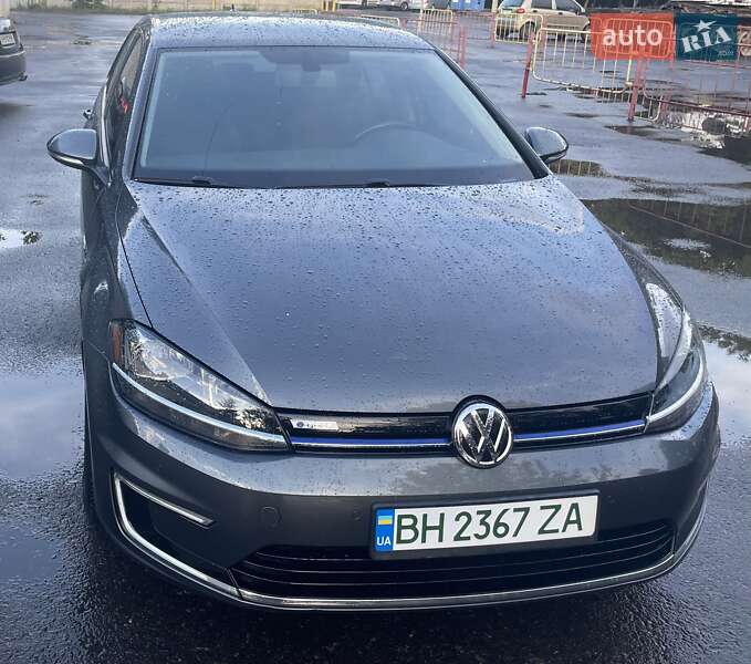 Хетчбек Volkswagen e-Golf 2017 в Одесі