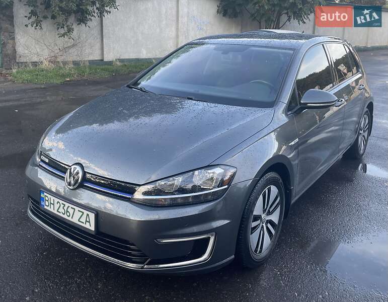 Хетчбек Volkswagen e-Golf 2017 в Одесі