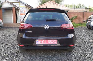 Хэтчбек Volkswagen e-Golf 2015 в Луцке