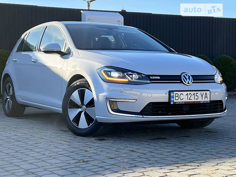 Хетчбек Volkswagen e-Golf 2017 в Львові