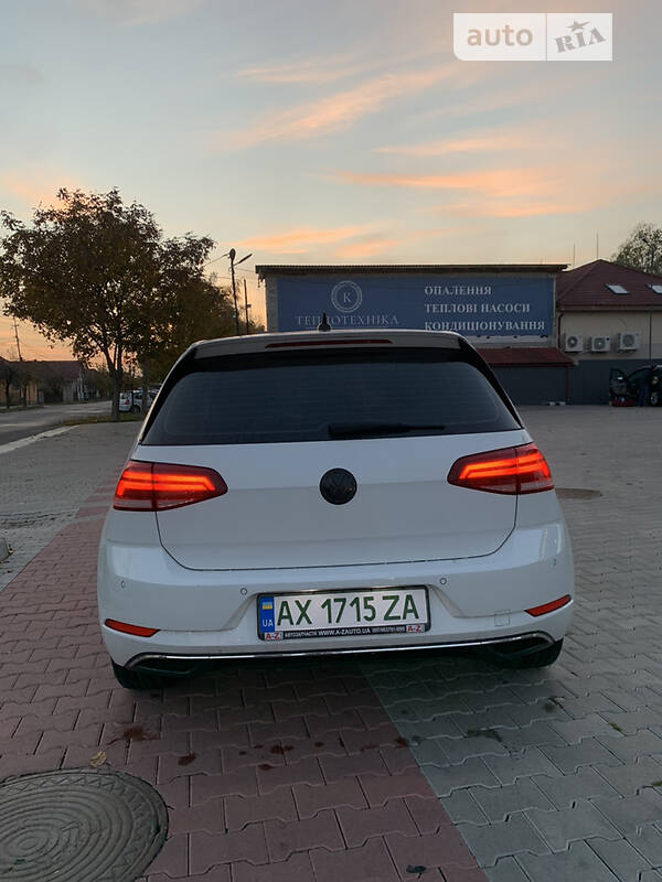 Хэтчбек Volkswagen e-Golf 2017 в Мукачево фото 6 Хэтчбек Volkswagen e-Golf 2017 в Мукачево