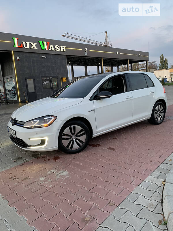 Хэтчбек Volkswagen e-Golf 2017 в Мукачево фото 3 Хэтчбек Volkswagen e-Golf 2017 в Мукачево