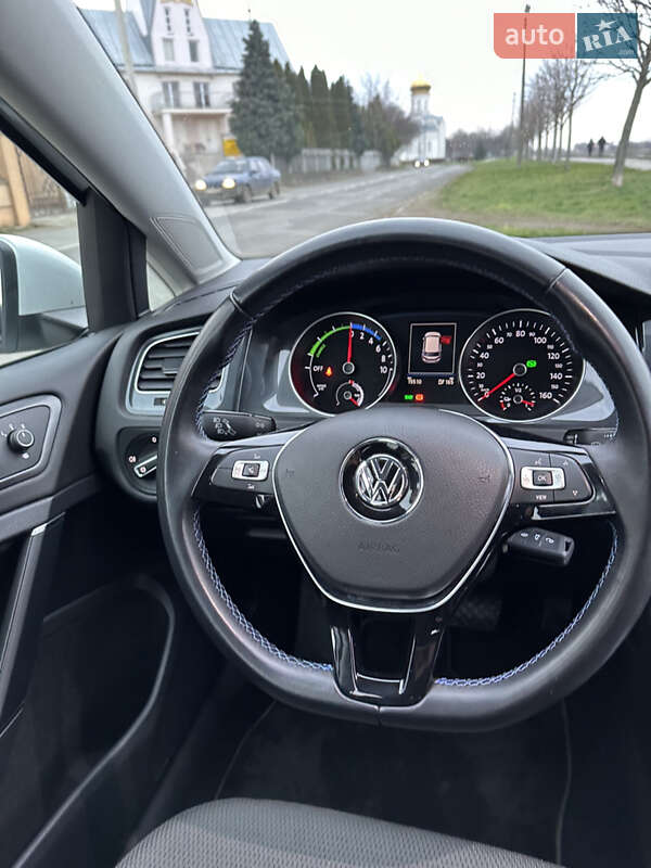 Хетчбек Volkswagen e-Golf 2018 в Мукачевому